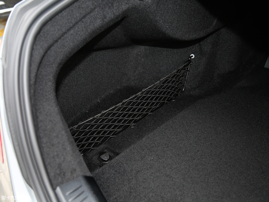 2016YE E 300L \ӺA