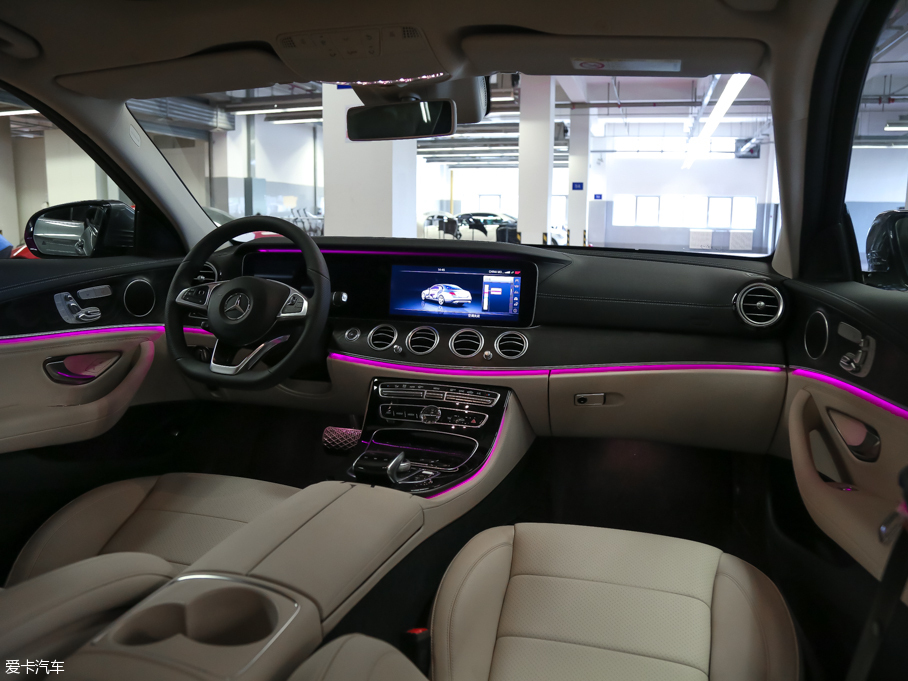 2016YE E 300L \ӺA