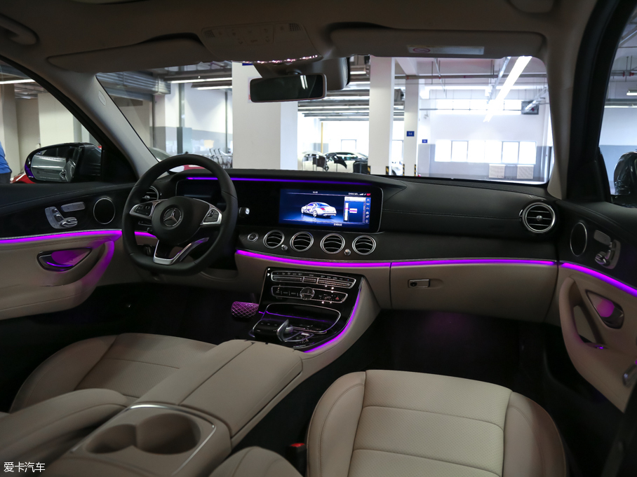 2016YE E 300L \ӺA