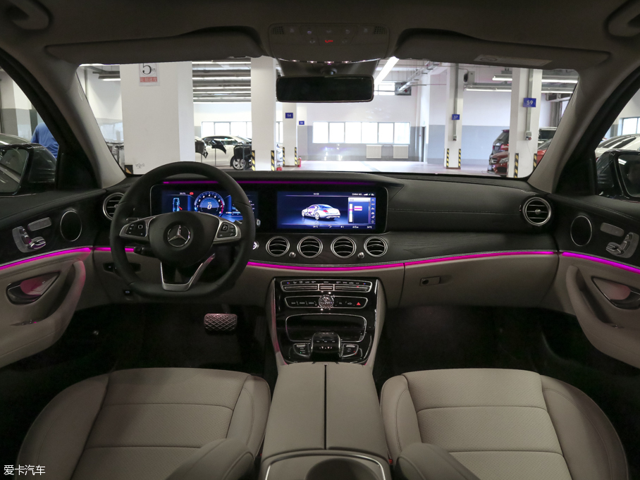 2016YE E 300L \ӺA