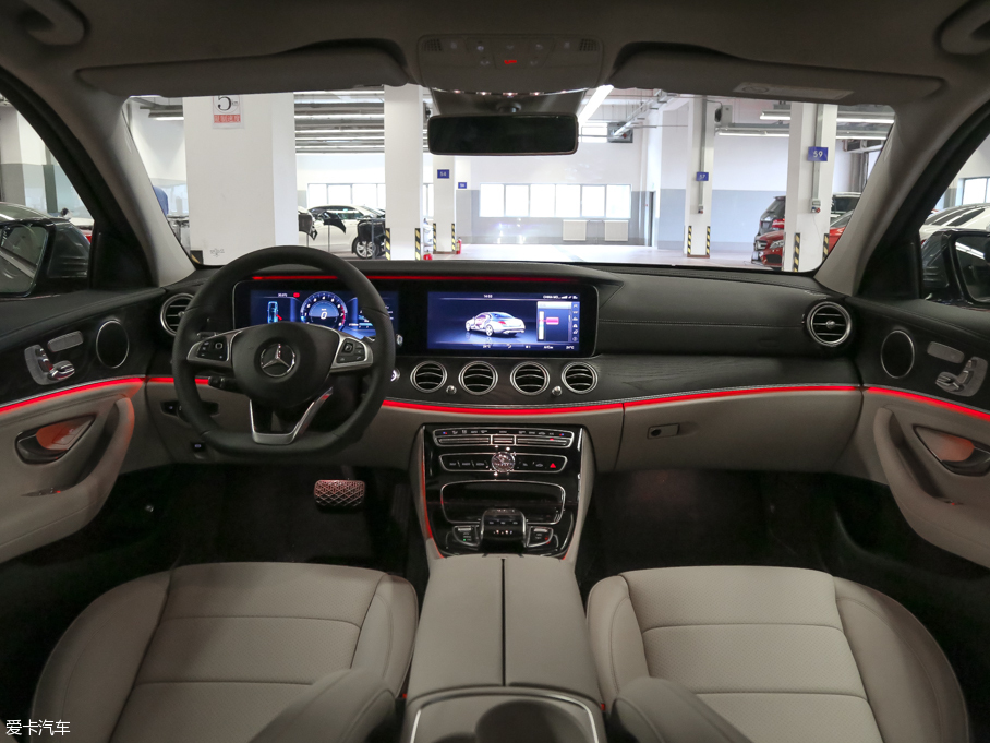 2016YE E 300L \ӺA