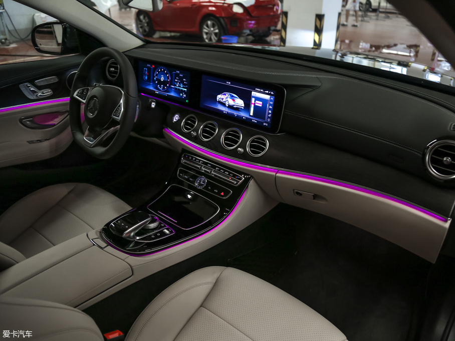 2016YE E 300L \ӺA