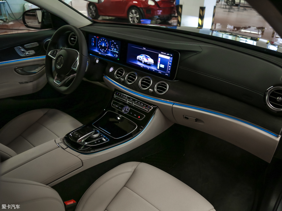 2016YE(j) E 300L \(yn)(dng)A