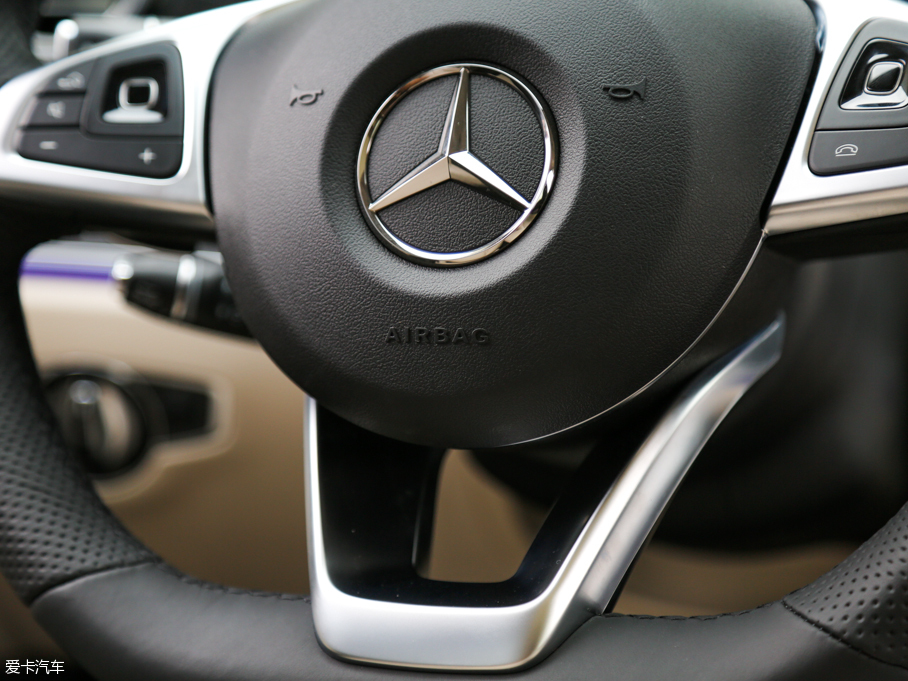 2016YE(j) E 300L \(yn)(dng)A