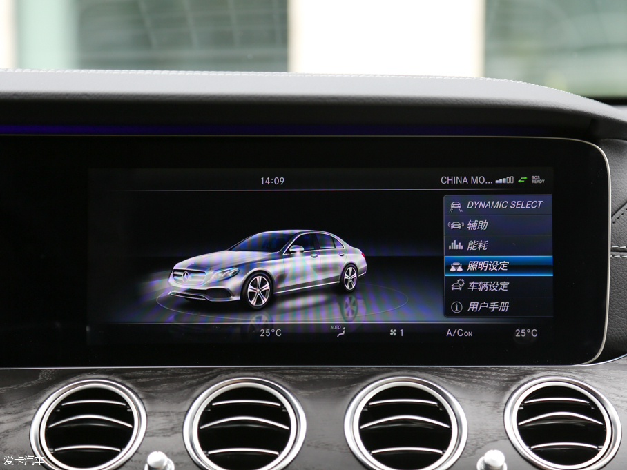 2016YE E 300L \ӺA