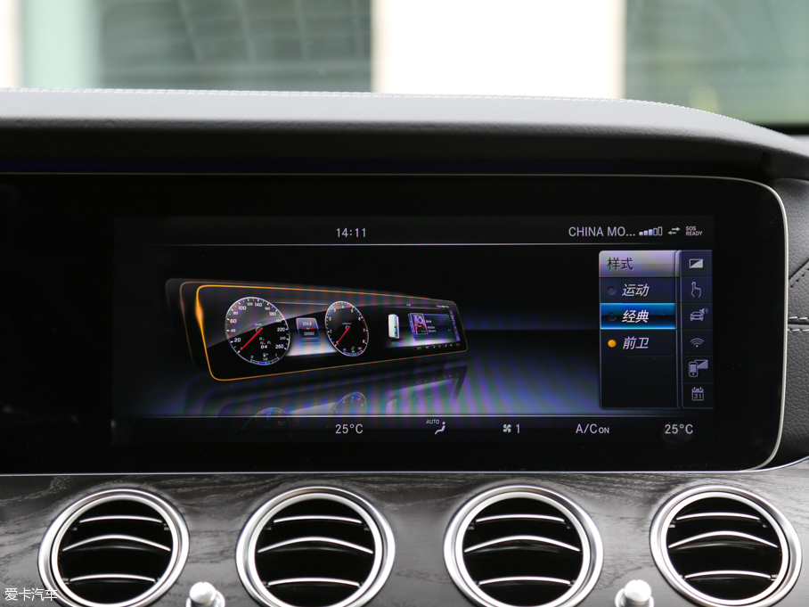 2016YE E 300L \ӺA