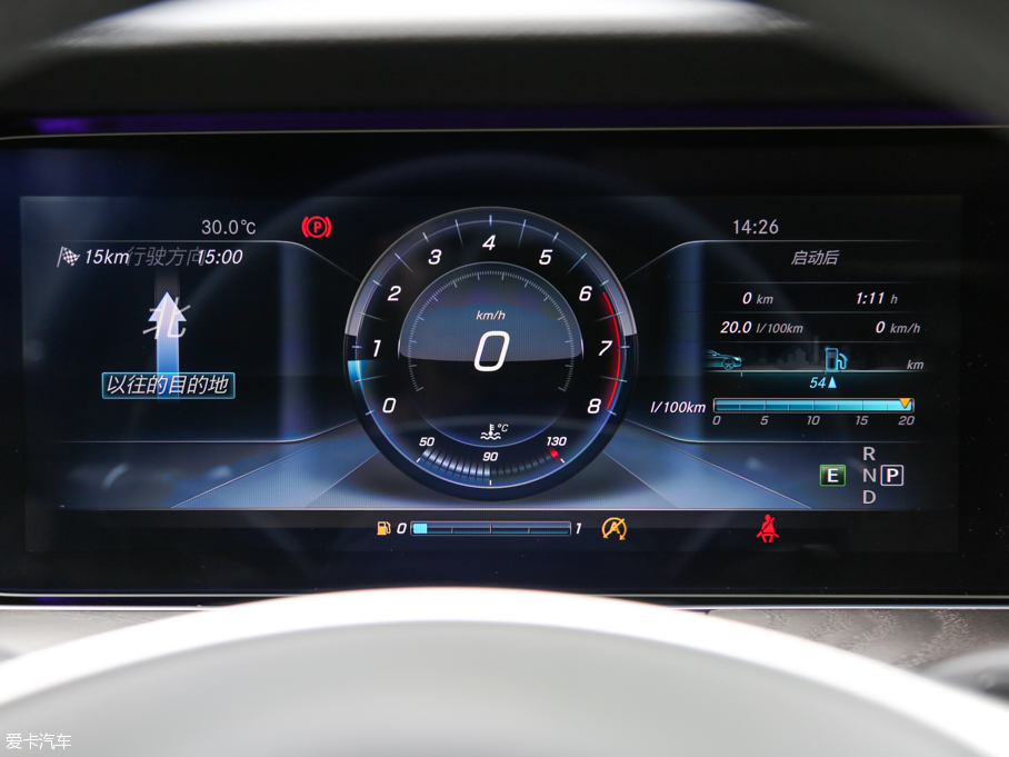 2016YE E 300L \ӺA