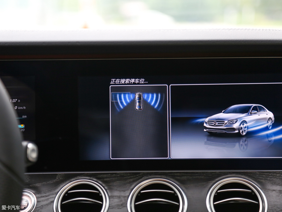 2016YE E 300L \ӺA