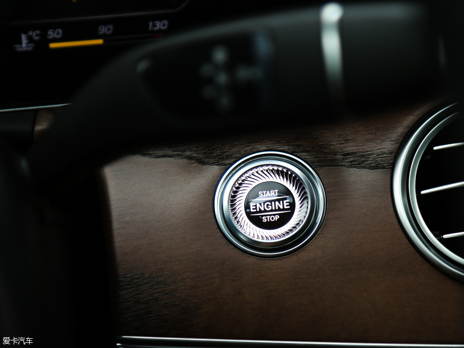 北京奔驰2016款奔驰E级