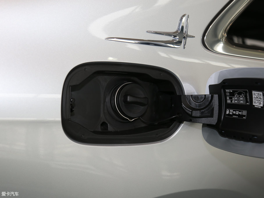 2016YE E 300L \ӕr 