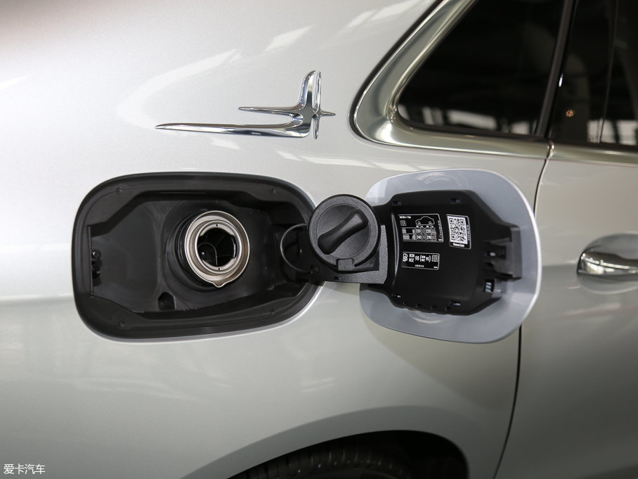 2016YE(j) E 300L \(yn)(dng)r(sh) 