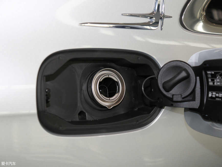 2016YE E 300L \ӕr 