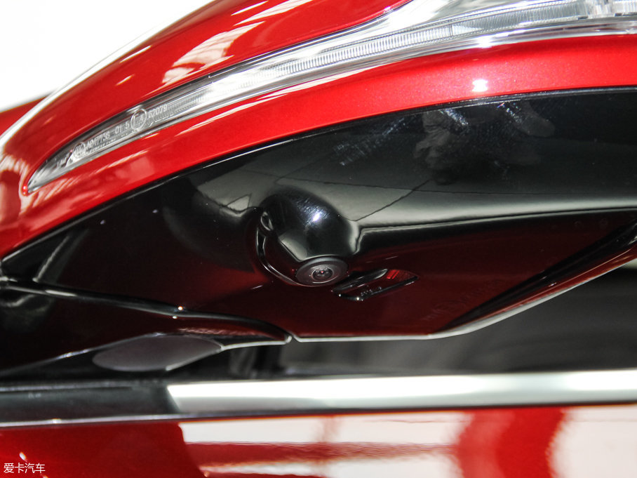 2016YE(j) E 300L \(yn)(dng)A