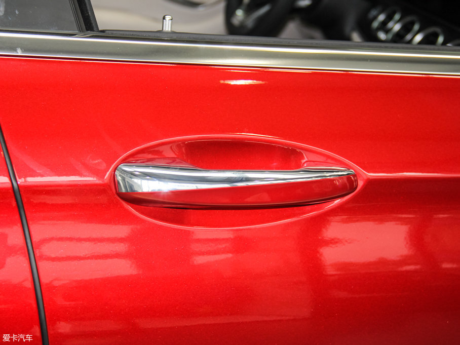 2016YE(j) E 300L \(yn)(dng)A