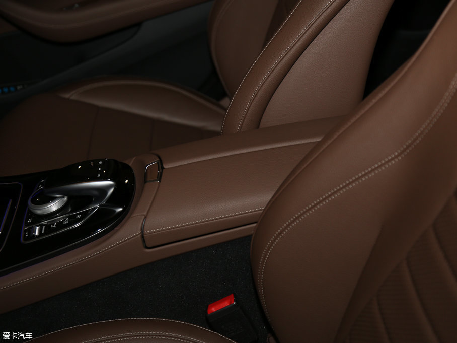 2016��YE�� E 300L �r����