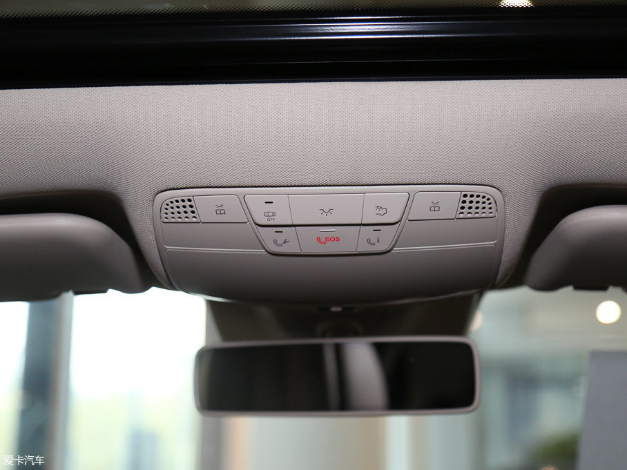 2016��YE�� E 300L �r����