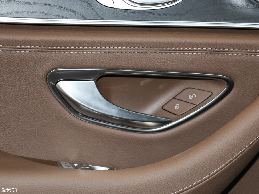 2016YE E 300L \ӕr 