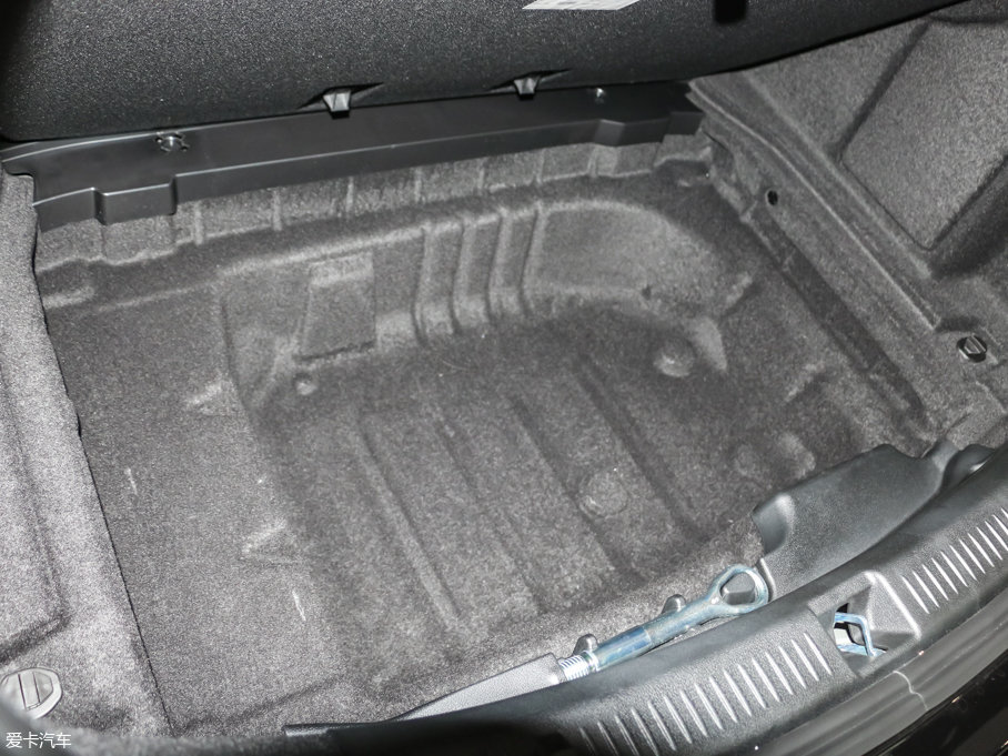 2016YE E 300L \ӕr 