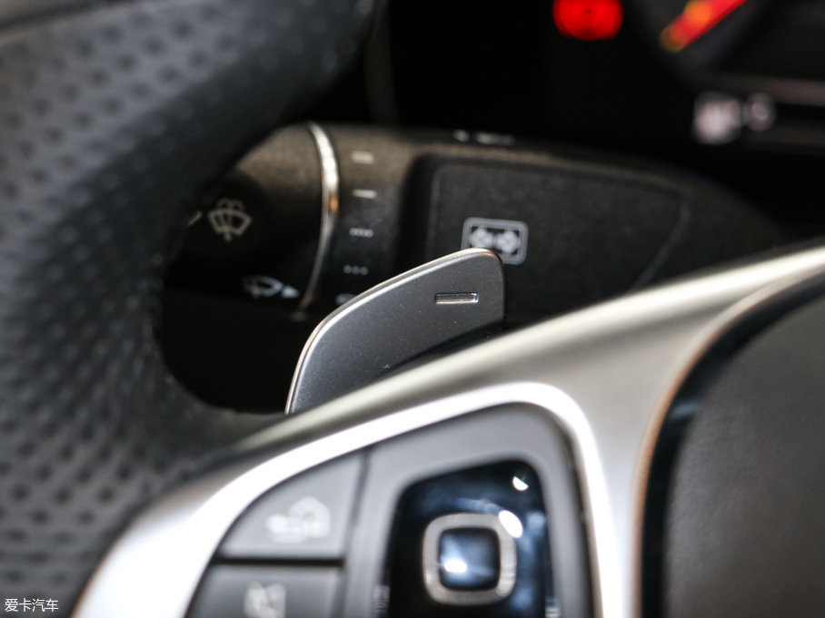 2016YE(j) E 300L \(yn)(dng)r(sh) 