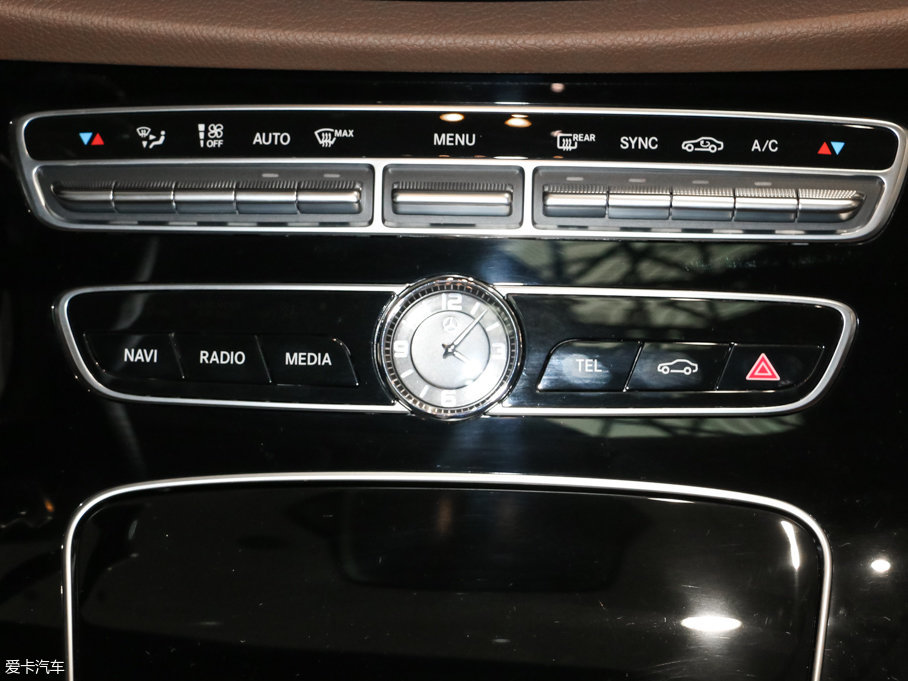 2016YE(j) E 300L \(yn)(dng)r(sh) 