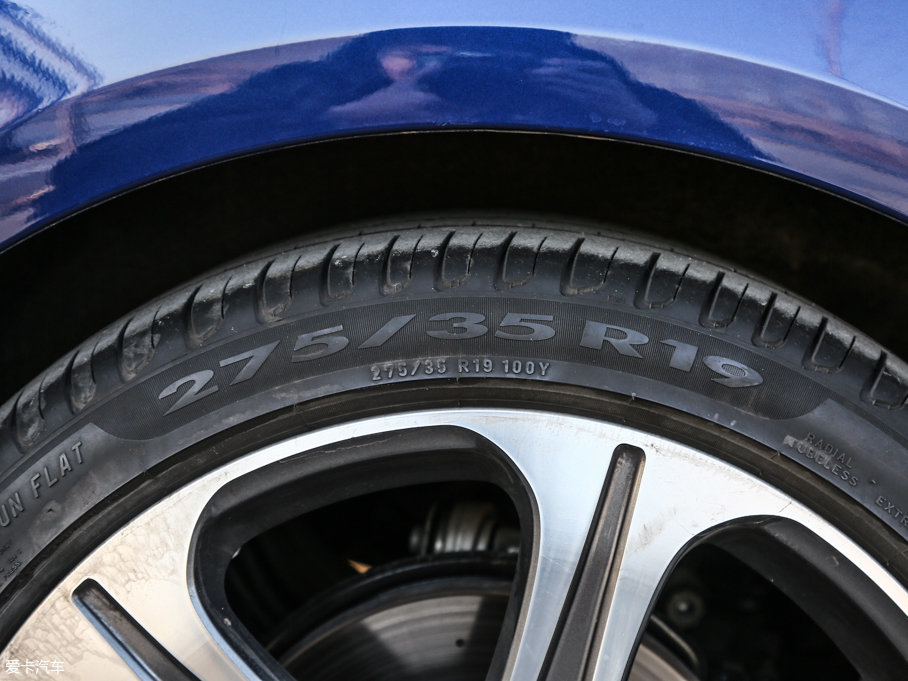 2016YE(j) E 300L \(yn)(dng)A