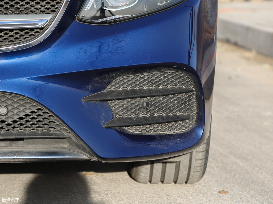 2016YE E 300L \ӺA