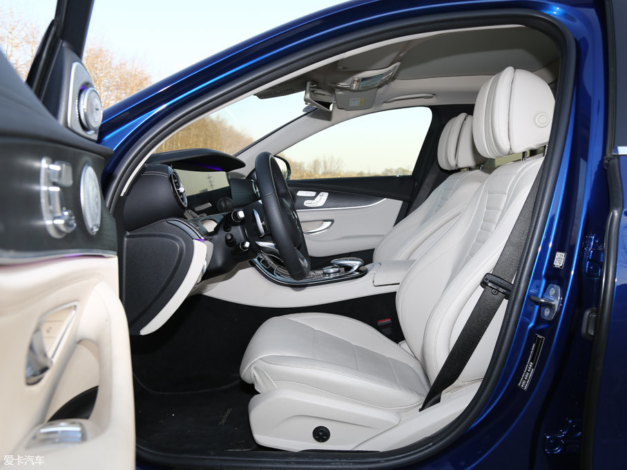 2016YE(j) E 300L \(yn)(dng)A