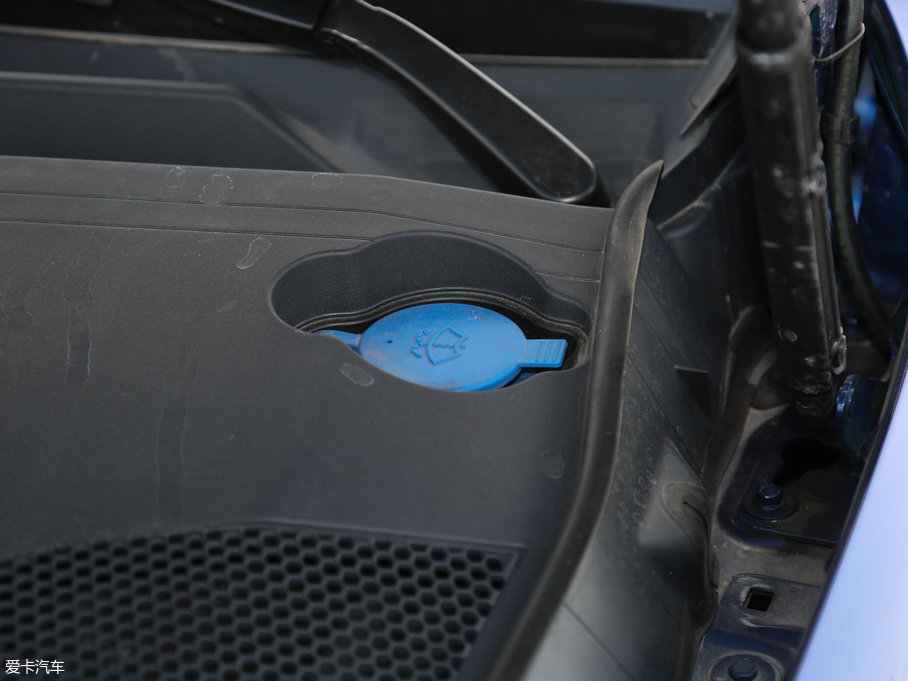 2016YE E 300L \ӺA