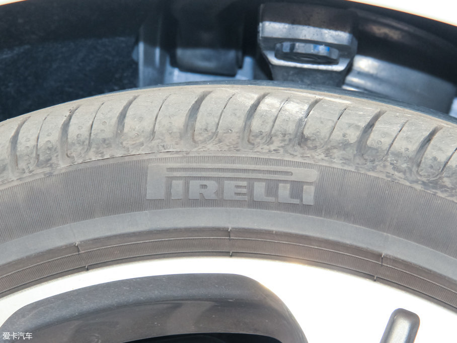 2016YE E 300L \ӺA