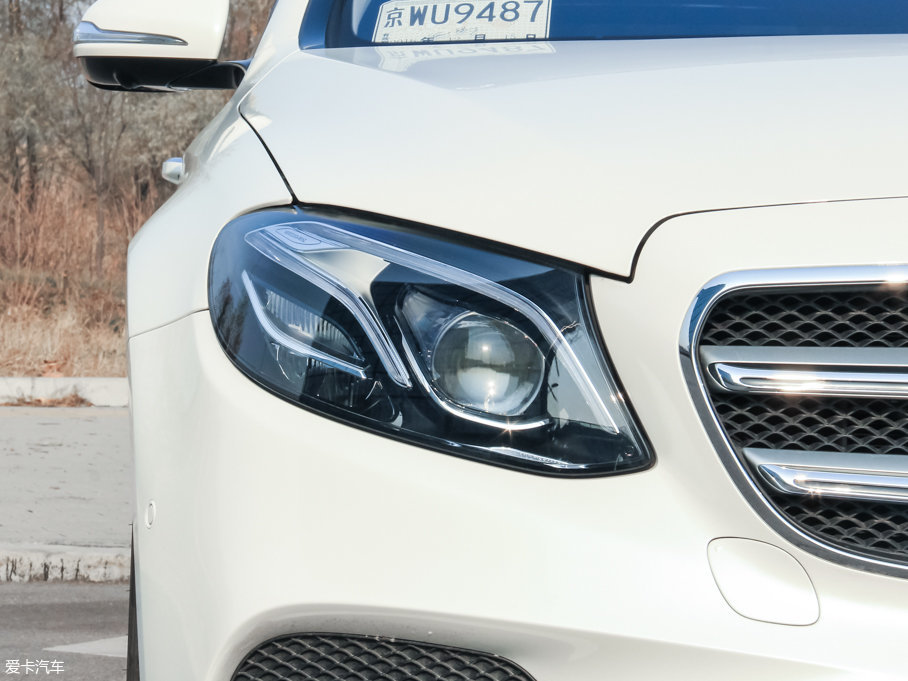 2016YE E 300L \ӺA