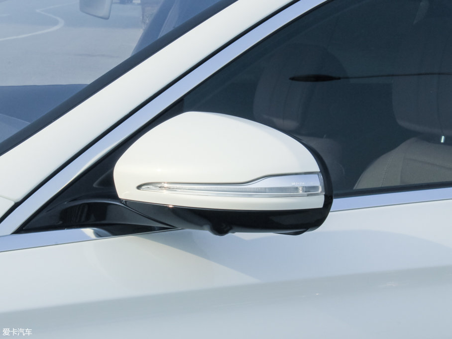 2016YE(j) E 300L \(yn)(dng)A