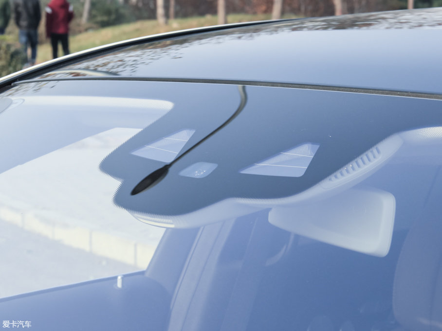 2016YE E 300L \ӺA