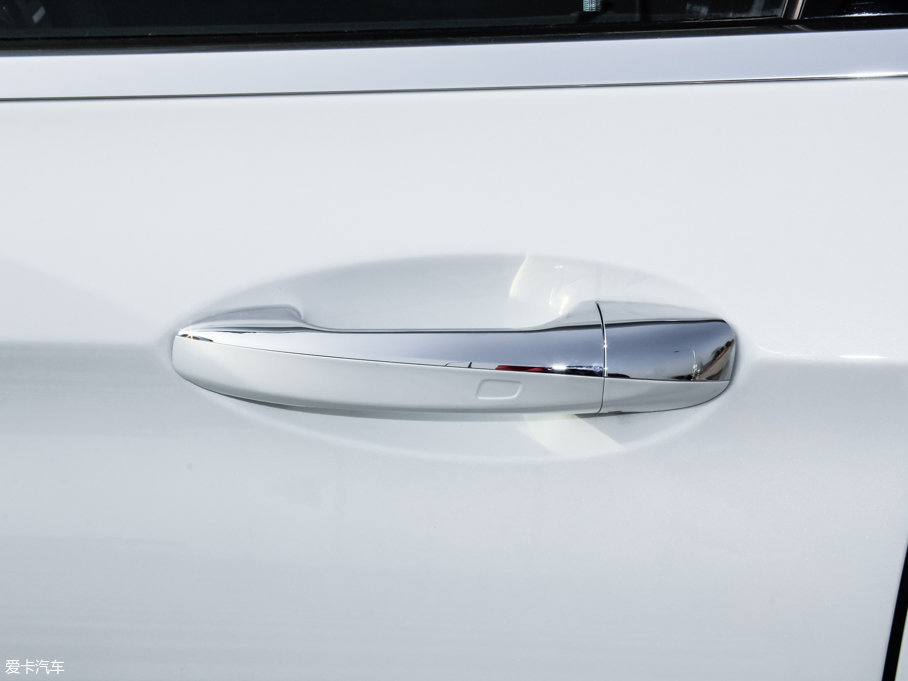 2016YE E 300L \ӺA