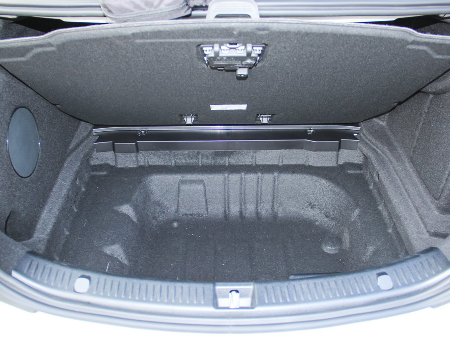 2016YE(j) E 300L \(yn)(dng)A