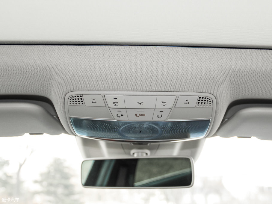 2016YE E 300L \ӺA