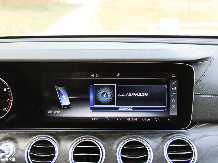 2016YE E 300L \ӺA