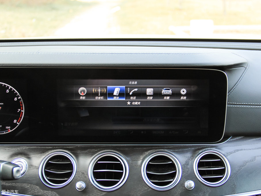 2016YE E 300L \ӺA