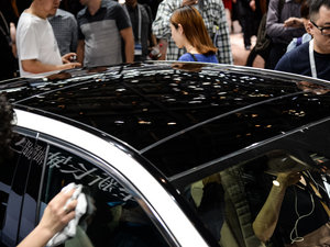 2016E 320L 4MATIC \ ^