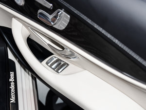 2016E 320L 4MATIC \ g