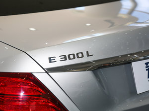 2016E 300L \ӺA ^