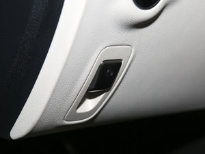 2016E 300L \ӺA v܇Ƅ