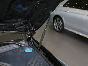 2016款E 300L 豪华型 其它