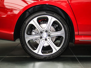 2016E 300L \ӺA ݆Ȧ