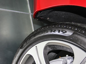 2016E 300L \ӺA ݆̥ߴ