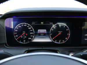 2016款E 300L 运动豪华型 仪表