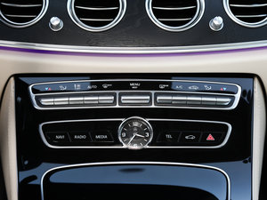 2016款E 300L 运动豪华型 空调调节