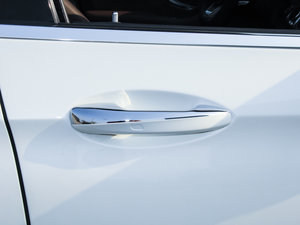 2016E 300L \(yn)ӺA (x)(ji)^