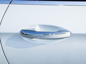 2016E 300L \(yn)ӺA (x)(ji)^