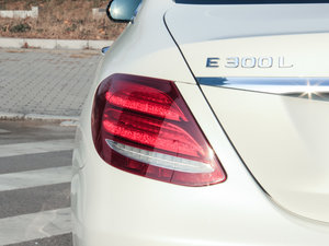 2016E 300L \(yn)ӺA (x)(ji)^