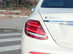 2016E 300L \(yn)ӺA (x)(ji)^